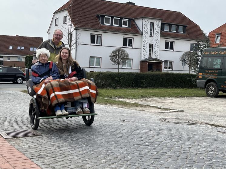 Rikscha-Fahrt-Fr-Schilling (6)